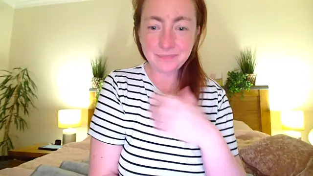 LouiseTswing online show from March 13, 2025, 8:11 pm