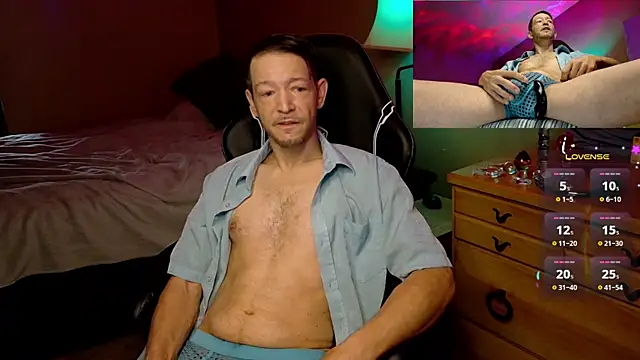 MasterForgedRayy online show from April 6, 2026, 11:22 am