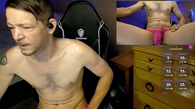 MasterForgedRayy online show from April 19, 2026, 12:15 pm