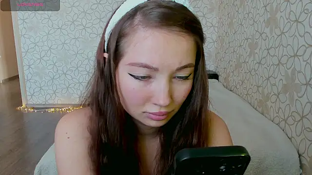 Lissa Cristal online show from March 17, 2026, 8:28 am