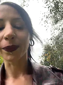 MissMidnightUK online show from September 24, 2025, 3:59 pm