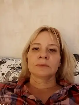 Milen Milf online show from February 5, 2025, 7:20 pm