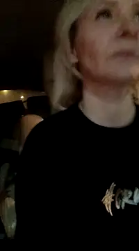 Milen Milf online show from February 23, 2025, 5:07 pm