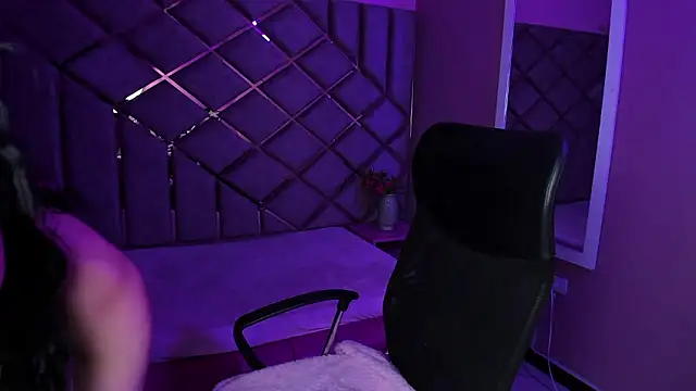 Poly Sasha  online show from January 17, 2026, 4:17 am