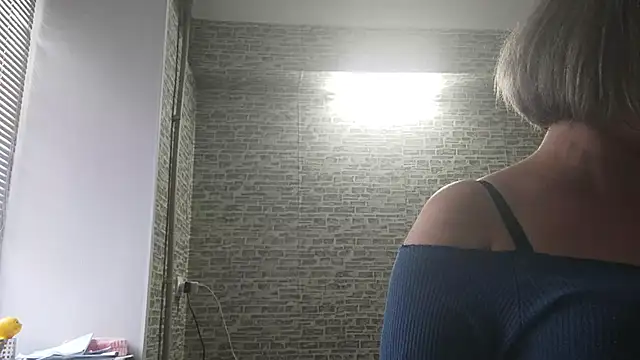 EdithManning online show from February 6, 2025, 12:48 pm