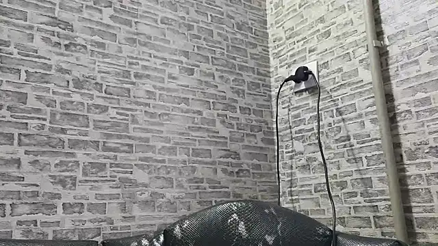 EdithManning online show from February 10, 2025, 12:29 pm