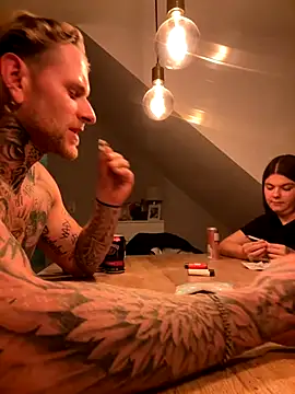 YOUNGCOUPLEfuck online show from September 21, 2025, 1:07 am