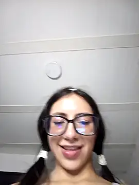 MissAfroditha online show from November 25, 2025, 4:23 am