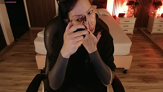 Sam mansson66 online show from April 21, 2026, 12:33 pm