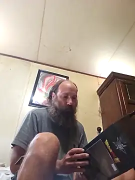 Beyond1978 online show from October 4, 2025, 4:27 pm