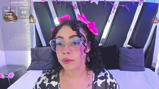 antonelllepiercee online show from January 9, 2026, 11:35 am