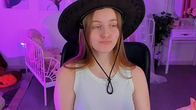 KellyPoter online show from January 12, 2025, 2:30 pm