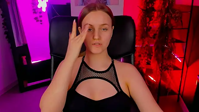 KellyPoter online show from February 28, 2025, 12:20 pm