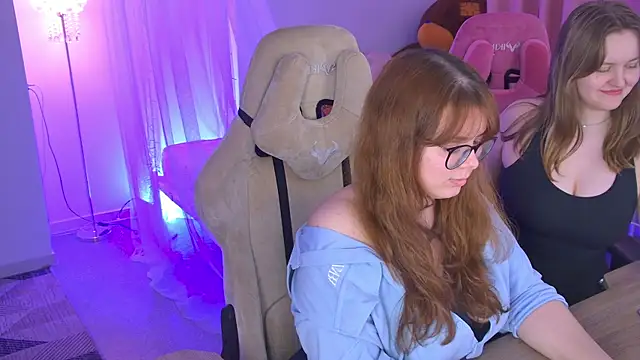 KellyPoter online show from April 24, 2026, 6:16 am