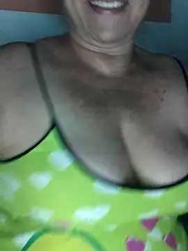 Kasandra Ho online show from March 9, 2025, 10:30 am