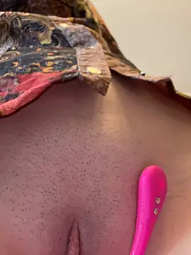 kikidoll online show from March 21, 2025, 3:12 am