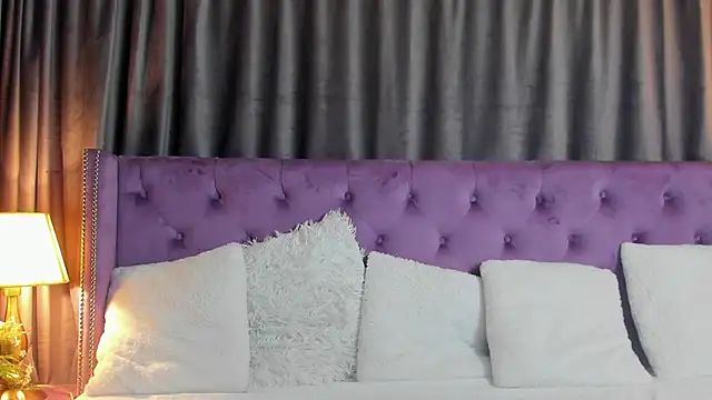 JulietShy online show from December 29, 2024, 6:49 pm