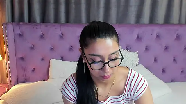 JulietShy online show from January 17, 2025, 2:08 am