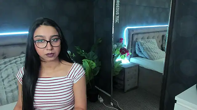 JulietShy online show from February 11, 2025, 8:52 pm