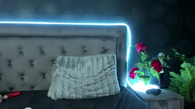 JulietShy online show from March 6, 2025, 9:20 pm