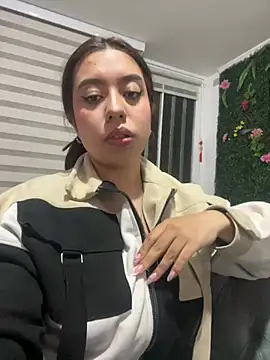 Lea velle online show from February 22, 2025, 1:55 am