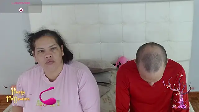 Candy and Jh0n online show from October 13, 2025, 7:25 pm