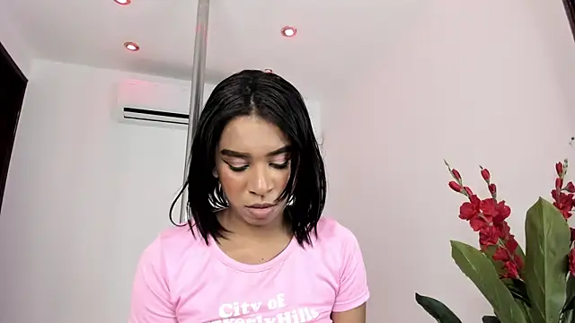 Fernanda brown18 online show from March 9, 2025, 4:05 am