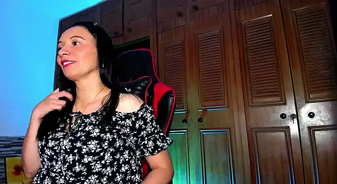 gracekelly12 online show from December 3, 2024, 7:22 pm