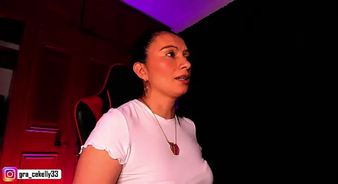 gracekelly12 online show from December 10, 2024, 10:16 pm