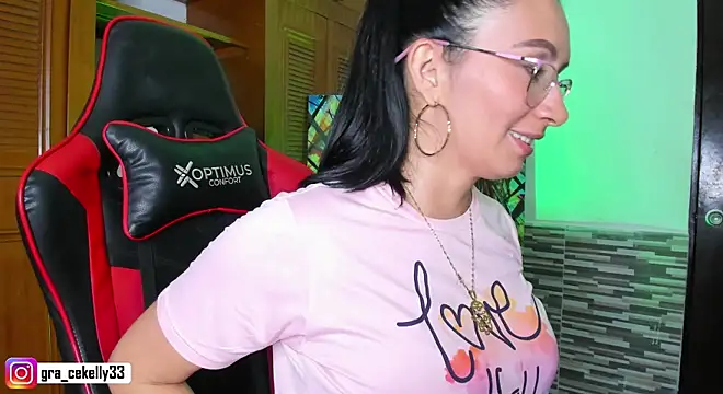 gracekelly12 online show from January 27, 2025, 9:44 pm