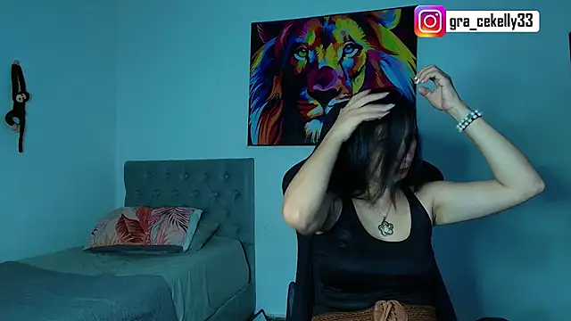 gracekelly12 online show from February 11, 2025, 7:38 pm