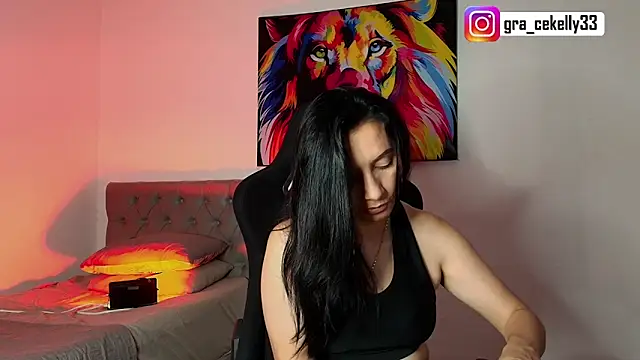 gracekelly12 online show from February 17, 2025, 10:03 pm