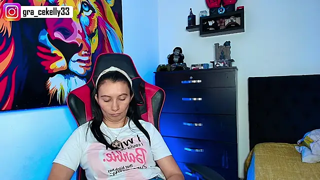 gracekelly12 online show from March 14, 2025, 5:02 pm