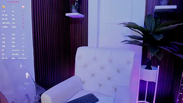 CattleyaScaly online show from December 18, 2024, 7:19 pm