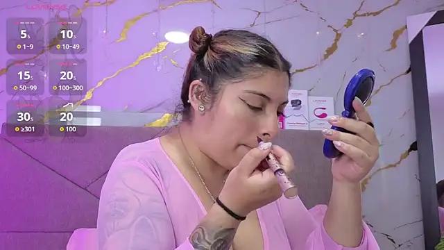 agatha 97  online show from April 23, 2026, 4:09 pm