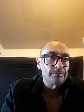 Pumpndeep online show from November 10, 2025, 9:14 pm