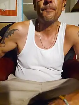 Snapshot of Pumpndeep chatting on July 14, 2026, 7:24 am Pumpndeep online show from July 14, 2026, 7:24 am