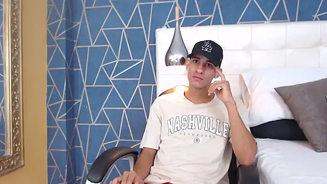 JakeMoxley online show from February 18, 2025, 1:22 pm