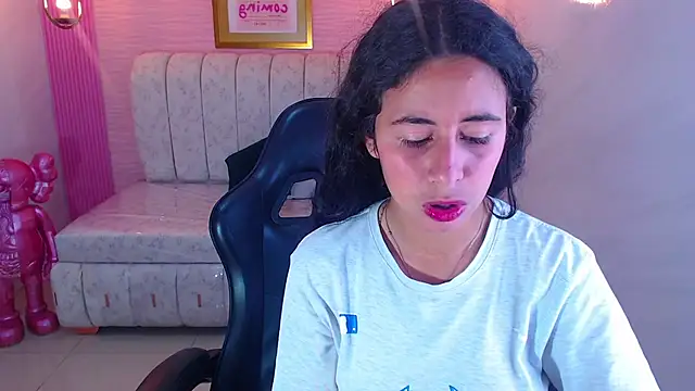 paris sub1  online show from September 25, 2025, 1:04 pm