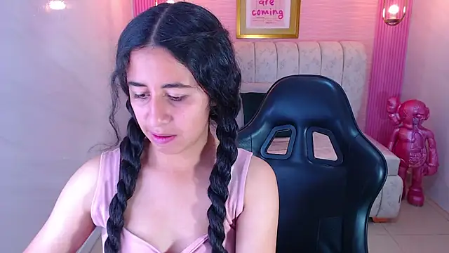 paris sub1  online show from October 27, 2025, 12:53 pm