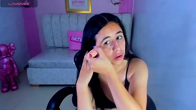 paris sub1  online show from December 4, 2025, 1:09 pm