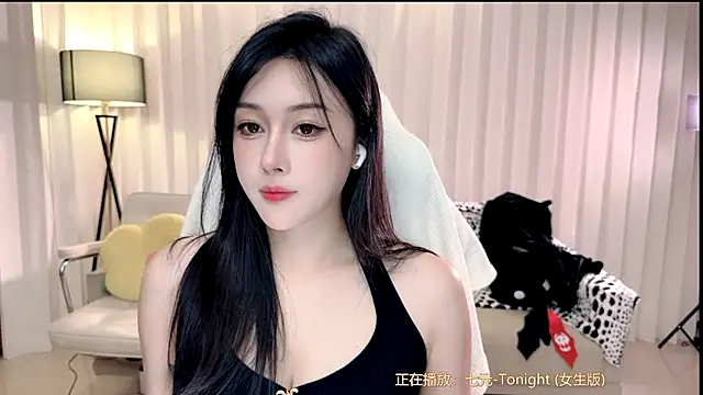 Snapshot of K-moumou chatting on November 7, 2025, 3:23 pm K-moumou online show from November 7, 2025, 3:23 pm