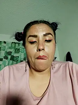 Viiooleetaas online show from March 12, 2025, 11:33 pm