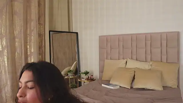 GabyRios online show from March 7, 2025, 8:22 pm