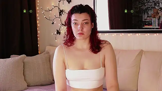 Snapshot of Alysta chatting on March 26, 2026, 10:43 am Alysta online show from March 26, 2026, 10:43 am