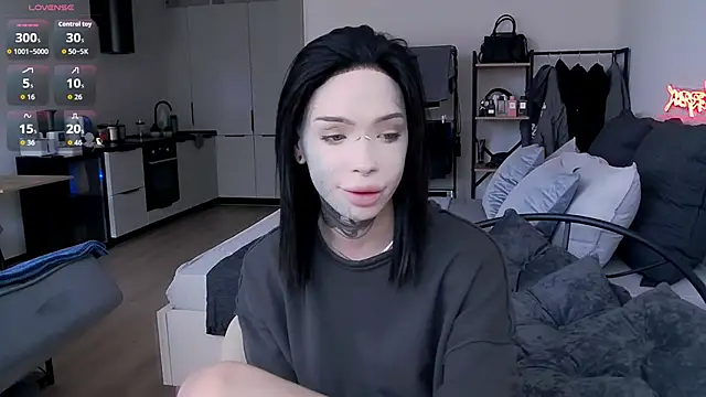 Snapshot of Tanya_M chatting on May 5, 2026, 12:46 pm Tanya M online show from May 5, 2026, 12:46 pm