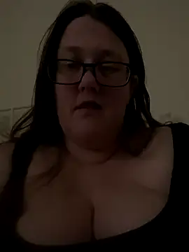 Foxy Evie40XO online show from December 5, 2024, 1:28 pm