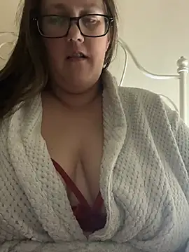 Foxy Evie40XO online show from December 20, 2024, 8:34 pm