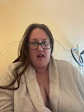 Foxy Evie40XO online show from March 3, 2025, 8:00 pm