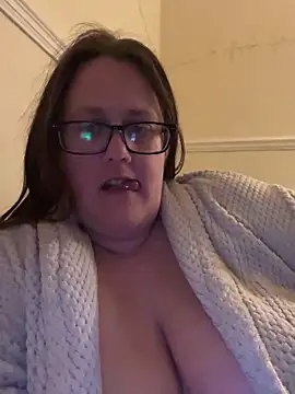 Foxy Evie40XO online show from March 3, 2025, 11:03 pm